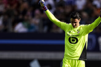 Lille Beat Paris FC to Stay in Champions League Race