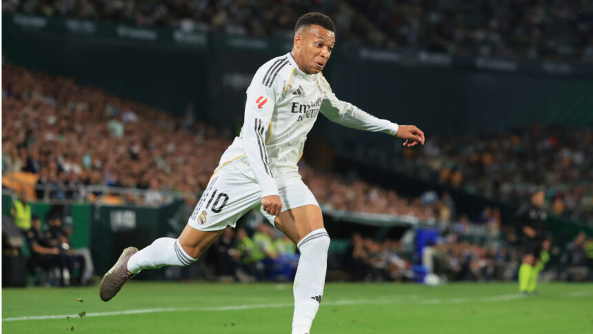 Kylian Mbappé Injury Blow Puts El Clásico Participation in Doubt