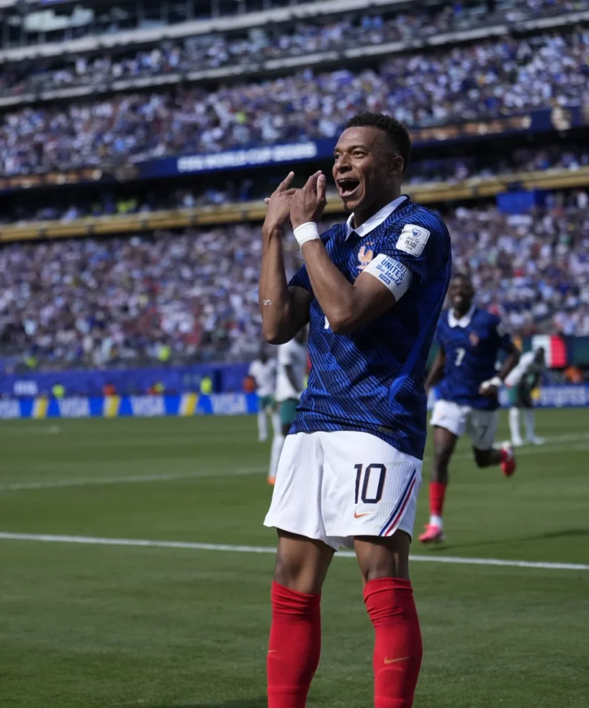 Mbappé Double Inspires France Victory Over Senegal in World Cup