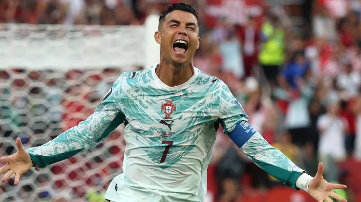Ronaldo Scores as Portugal Edge Croatia 2-1 to Reach World Cup Last 16