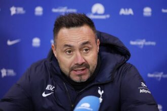 De Zerbi Wants Bergvall to Stay at Tottenham